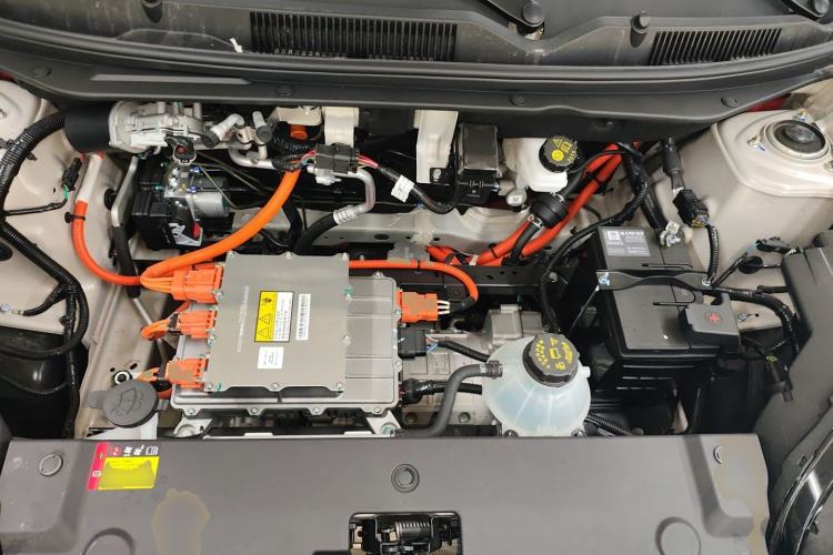 Used Wuling Bingo 2025 333 km Enjoyment Version Engine Bay