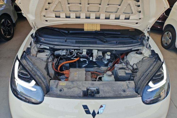 Used Wuling Bingo 2025 333 km Lingxi Connected Version Engine Bay