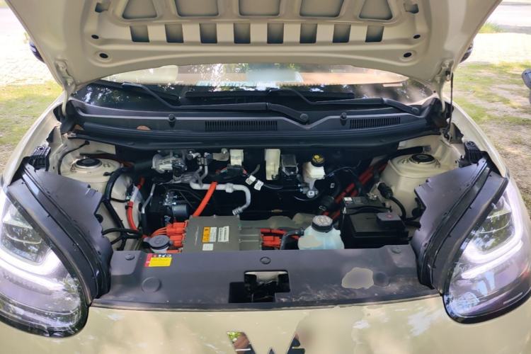 Used Wuling Bingo 2025 333 km Enjoyment Version Engine Bay