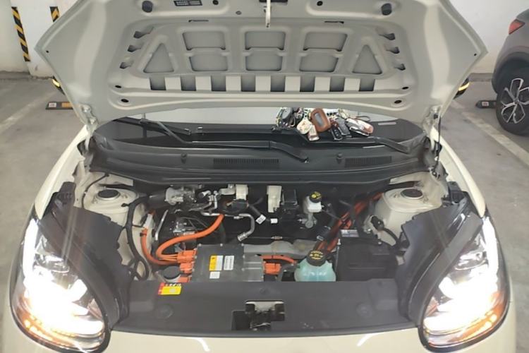 Used Wuling Bingo 2025 333 km Lingxi Connected Version Engine Bay