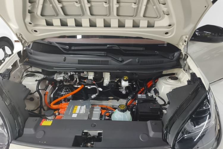 Used Wuling Bingo 2025 333 km Lingxi Connected Version Engine Bay