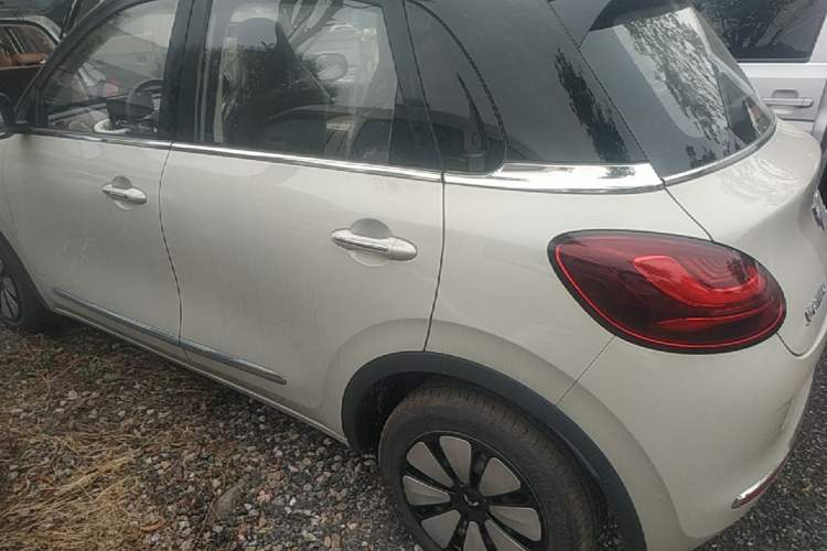 Used Wuling Bingo 2025 333 km Enjoyment Version Exterior 2