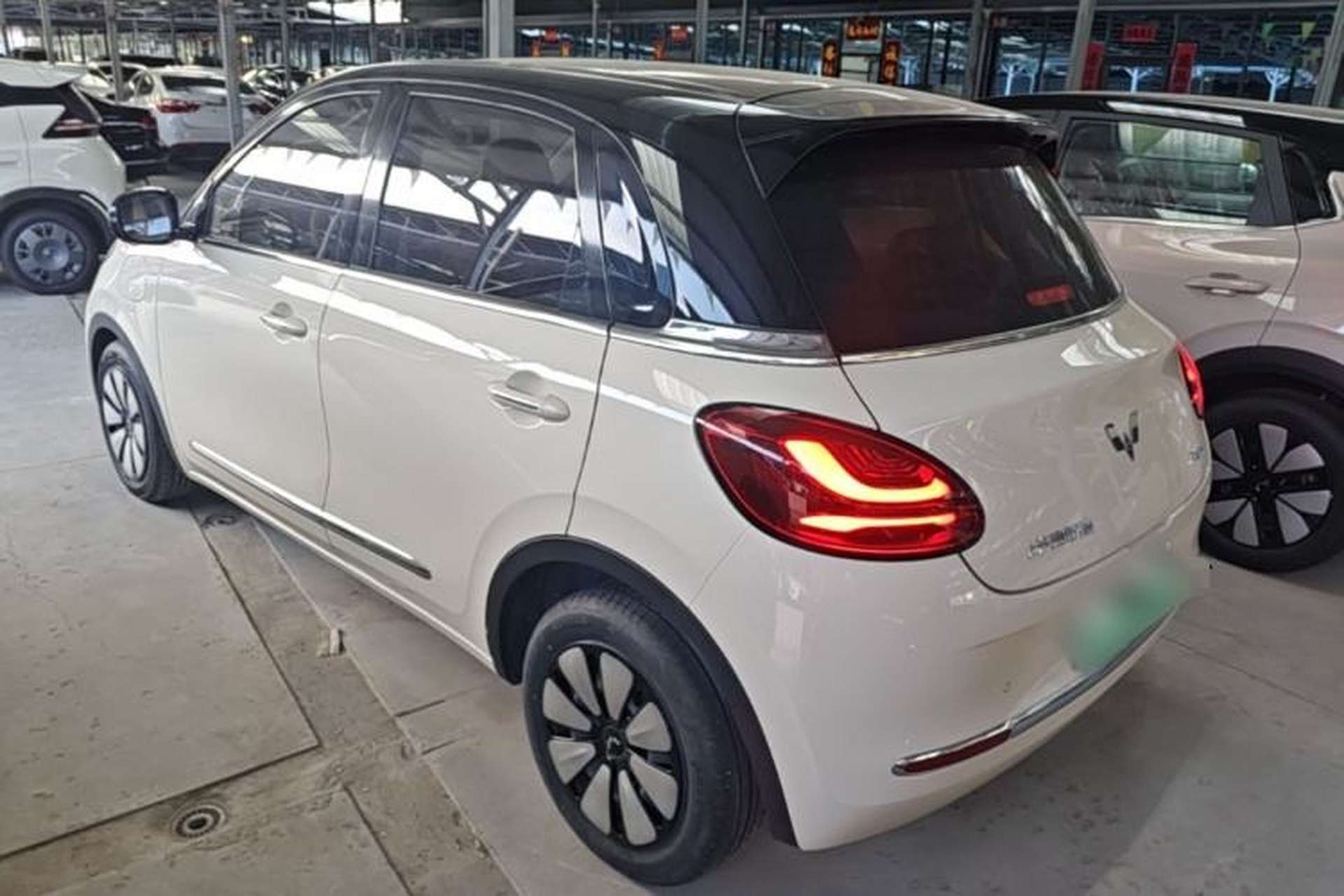 Used Wuling Bingo 2025 410 km Lingxi Deluxe Edition Exterior 2