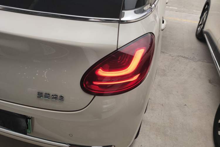 Used Wuling Bingo 2025 333 km Lingxi Deluxe Edition Exterior 3