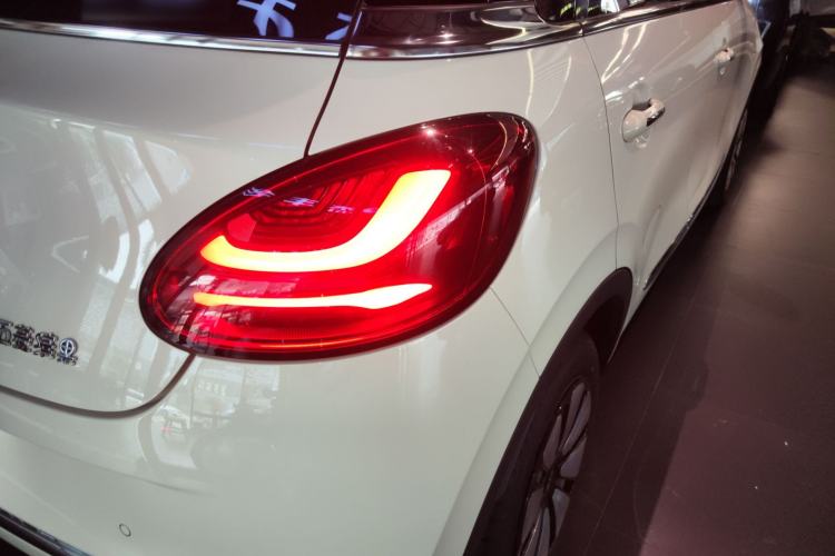 Used Wuling Bingo 2025 410 km Lingxi Deluxe Edition Exterior 3