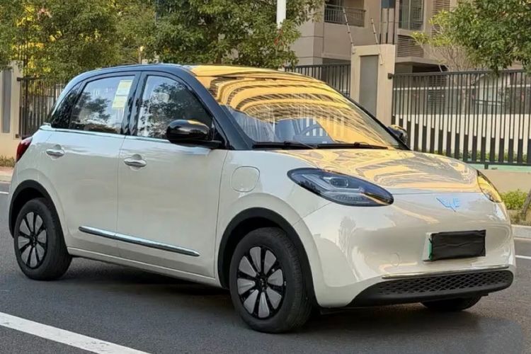 Used Wuling Bingo 2025 333 km Lingxi Connected Version Exterior 3