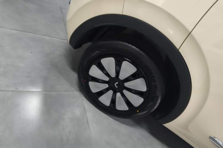 Used Wuling Bingo 2025 333 km Lingxi Deluxe Edition Exterior 4