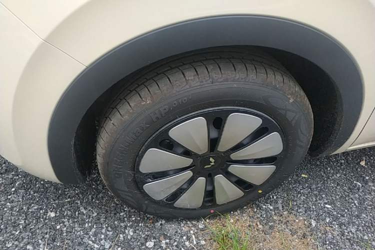 Used Wuling Bingo 2025 333 km Lingxi Connected Version Exterior 4