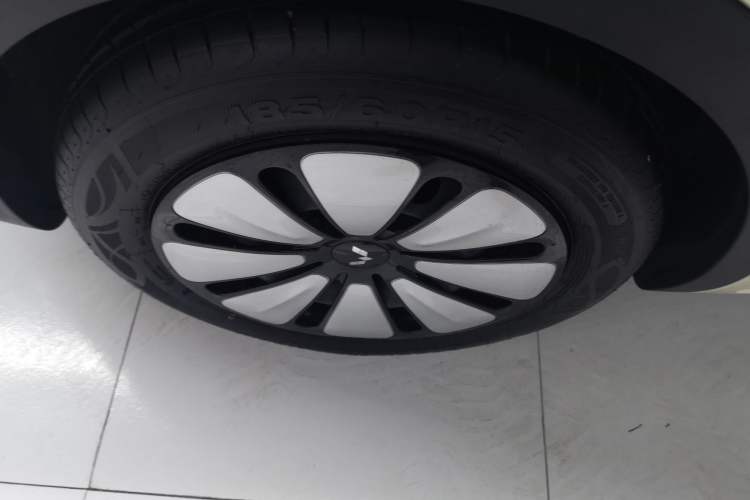 Used Wuling Bingo 2025 410 km Lingxi Deluxe Edition Exterior 4