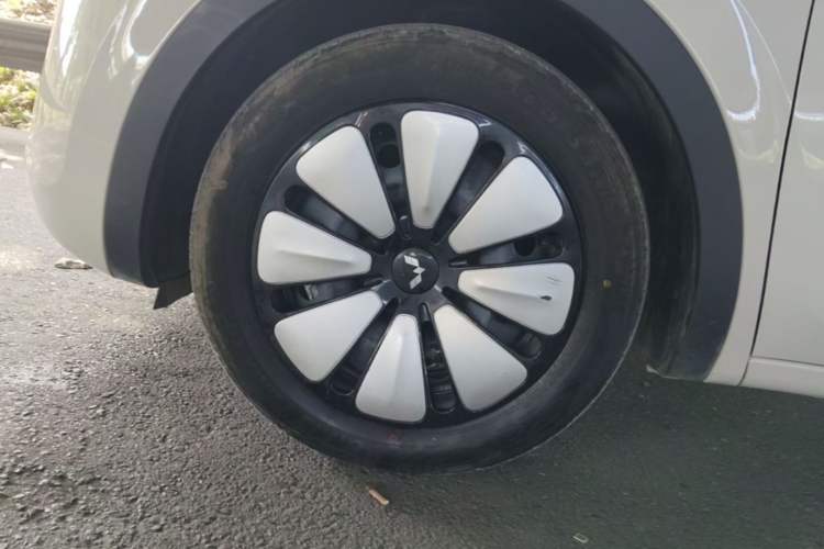 Used Wuling Bingo 2025 333 km Enjoyment Version Exterior 4