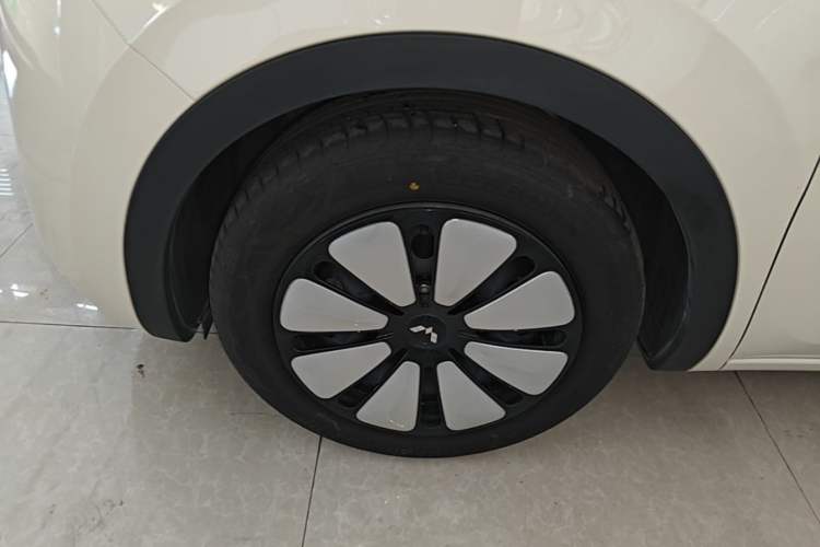 Used Wuling Bingo 2025 410 km Lingxi Deluxe Edition Exterior 4