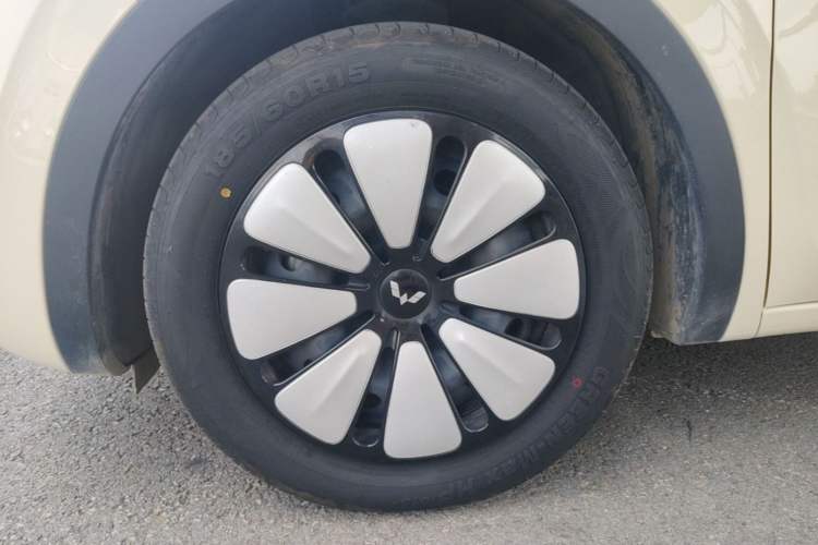 Used Wuling Bingo 2025 333 km Lingxi Deluxe Edition Exterior 4