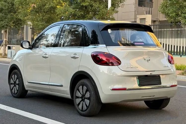 Used Wuling Bingo 2025 333 km Lingxi Connected Version Exterior 4