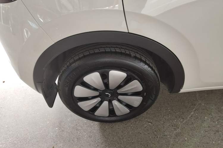 Used Wuling Bingo 2025 333 km Lingxi Connected Version Exterior 5