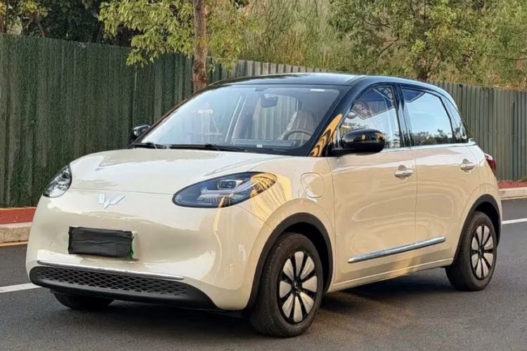 Used Wuling Bingo 2025 333 km Lingxi Connected Version Exterior 6