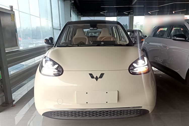 Used Wuling Bingo 2025 333 km Lingxi Connected Version Front