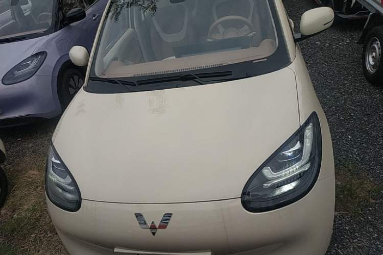 Used Wuling Bingo 2025 333 km Lingxi Connected Version Front