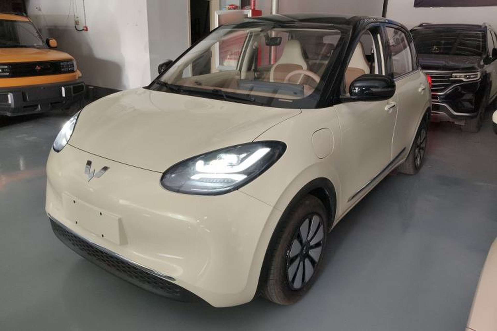 Used Wuling Bingo 2025 333 km Lingxi Connected Version Front Left 45 Deg