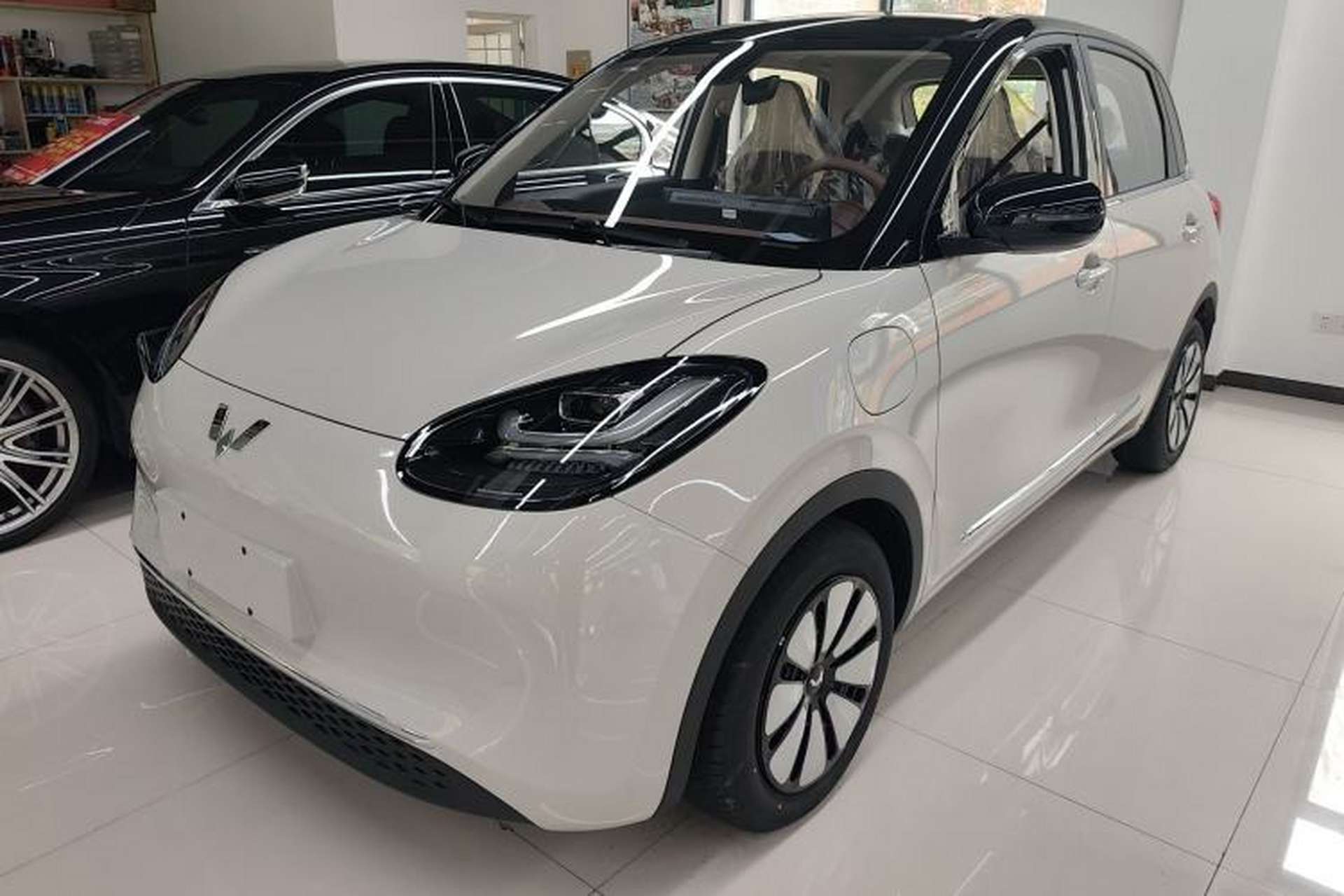 Used Wuling Bingo 2025 333 km Enjoyment Version Front Left 45 Deg