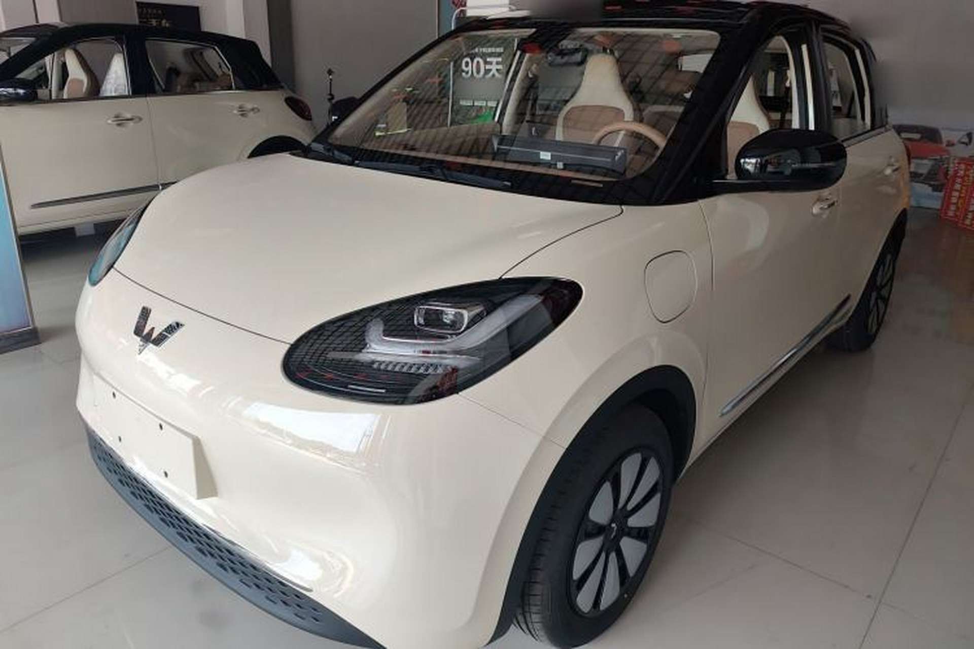Used Wuling Bingo 2025 333 km Enjoyment Version Front Left 45 Deg