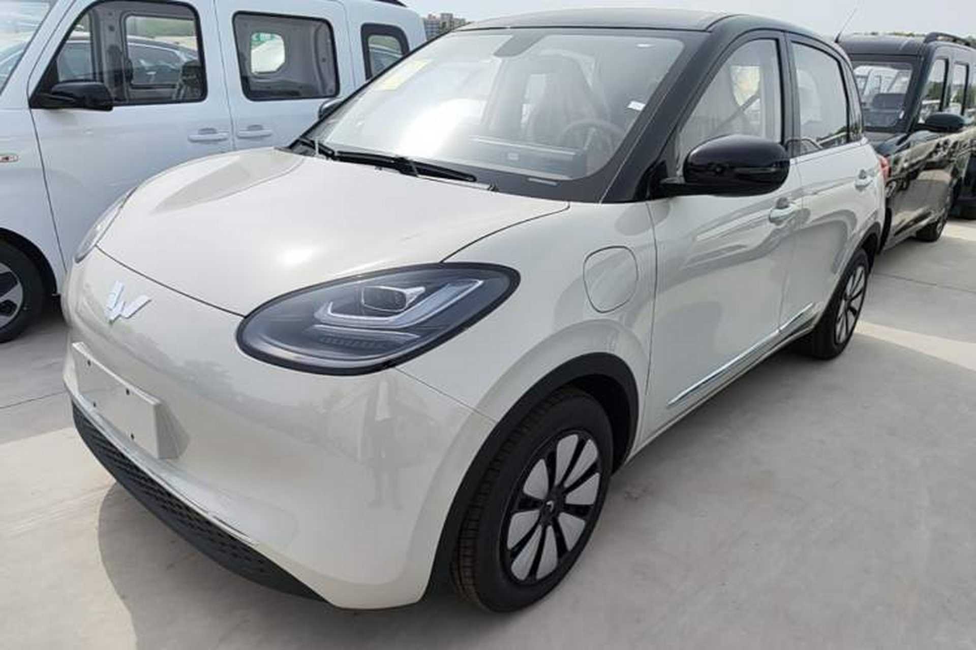 Used Wuling Bingo 2025 333 km Enjoyment Version Front Left 45 Deg