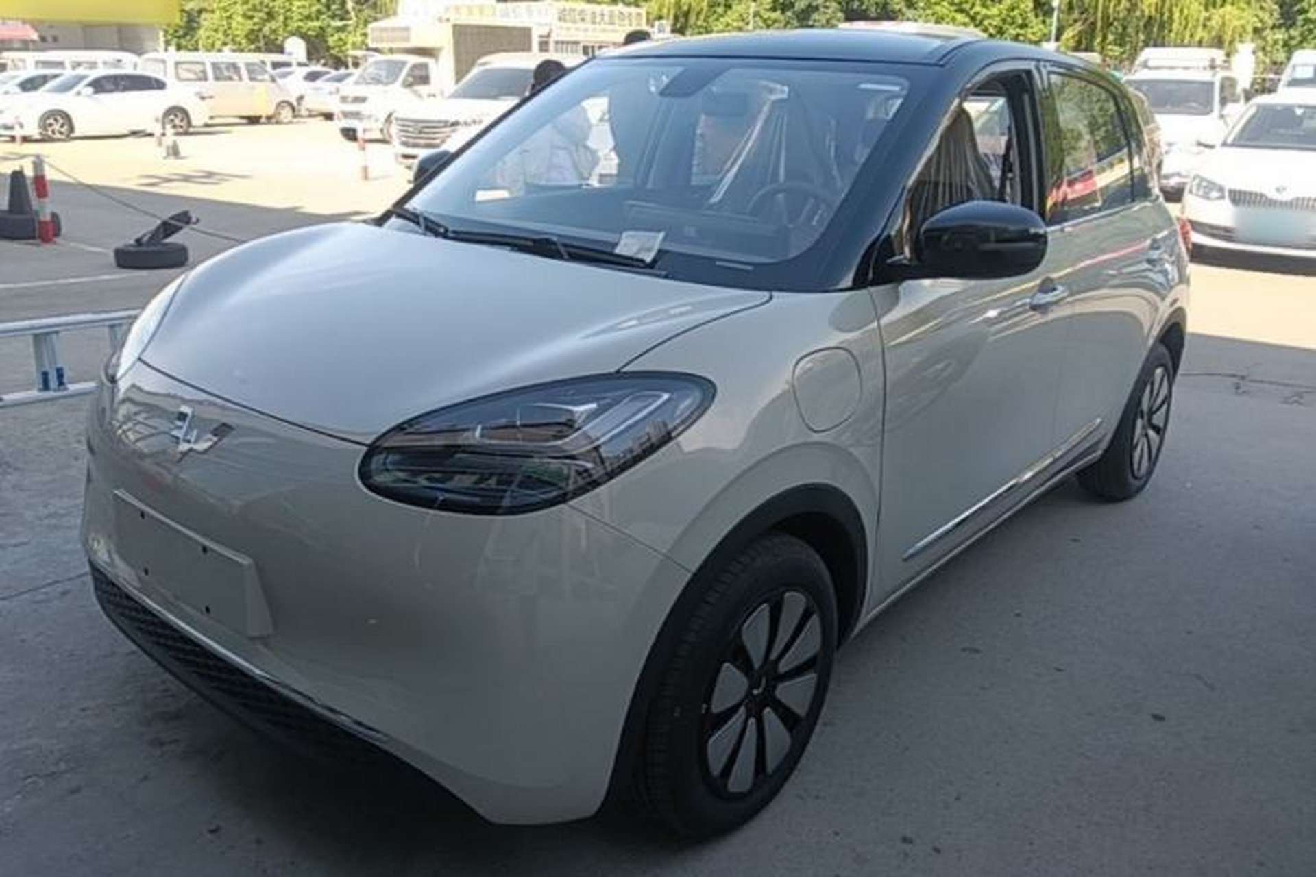 Used Wuling Bingo 2025 333 km Enjoyment Version Front Left 45 Deg