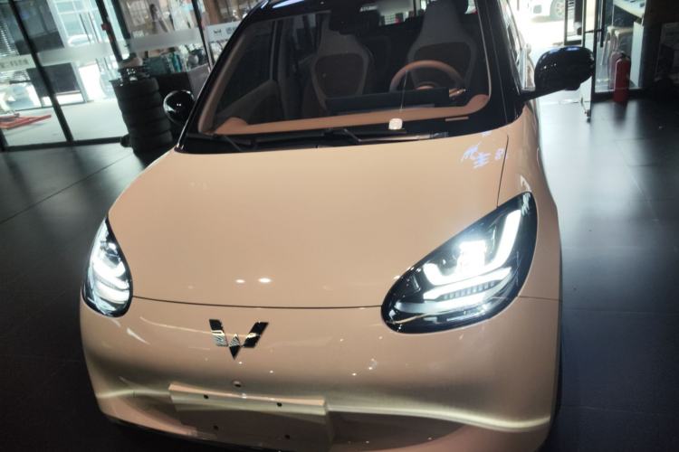 Used Wuling Bingo 2025 410 km Lingxi Deluxe Edition Front