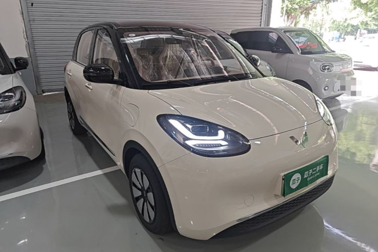 Used Wuling Bingo 2025 333 km Lingxi Connected Version Front Right 45 Deg