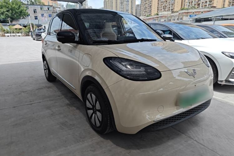 Used Wuling Bingo 2025 333 km Lingxi Deluxe Edition Front Right 45 Deg