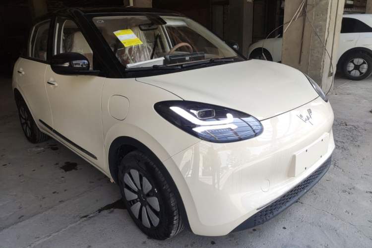 Used Wuling Bingo 2025 333 km Enjoyment Version Front Right 45 Deg