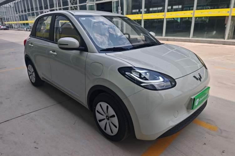 Used Wuling Bingo 2025 203km Light Edition Front Right 45 Deg