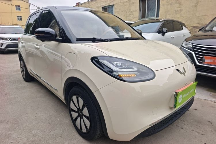Used Wuling Bingo 2025 333 km Lingxi Deluxe Edition Front Right 45 Deg