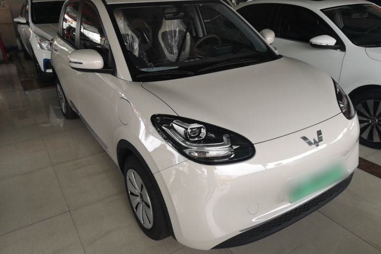 Used Wuling Bingo 2025 203km Light Edition Front Right 45 Deg