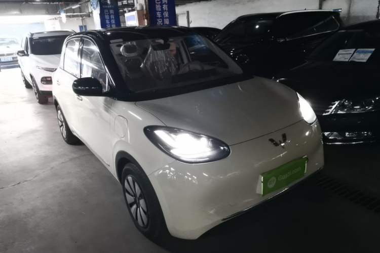 Used Wuling Bingo 2025 333 km Lingxi Connected Version Front Right 45 Deg