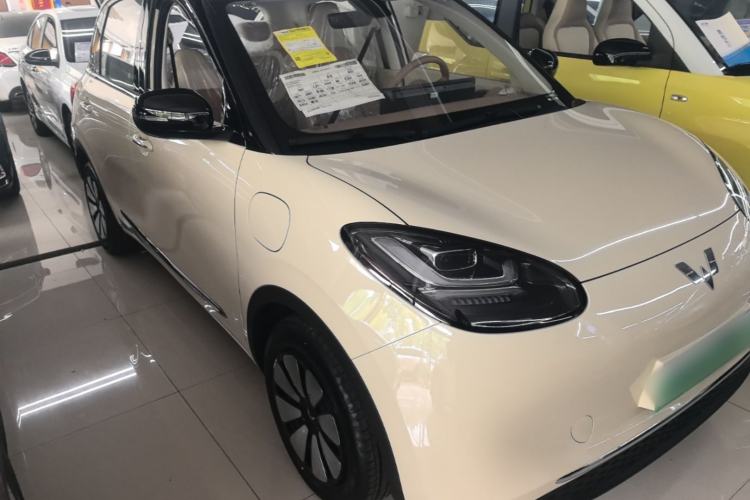 Used Wuling Bingo 2025 333 km Enjoyment Version Front Right 45 Deg