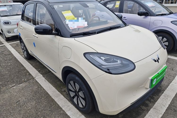 Used Wuling Bingo 2025 333 km Lingxi Connected Version Front Right 45 Deg