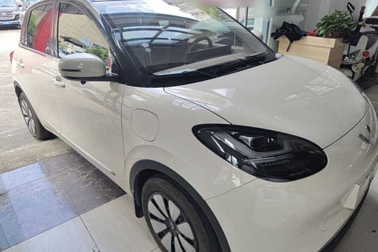 Used Wuling Bingo 2025 333 km Lingxi Connected Version Front Right 45 Deg