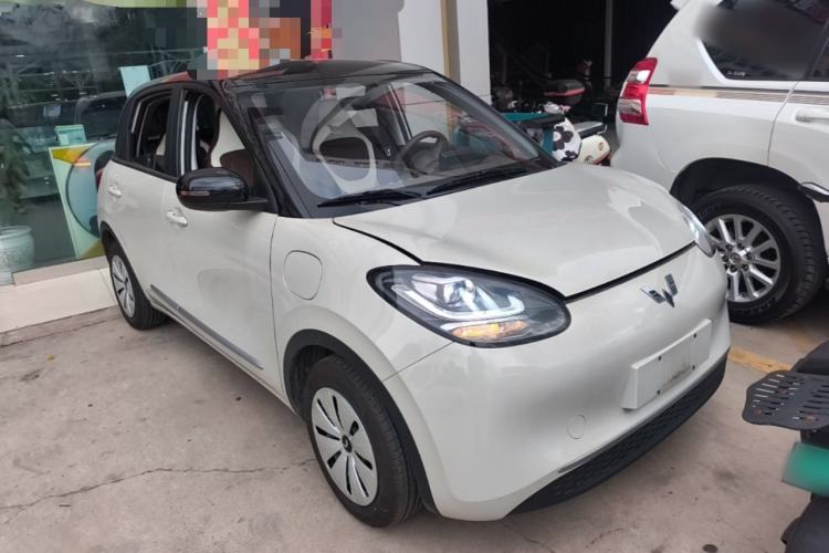 Used Wuling Bingo 2025 203km Light Edition Front Right 45 Deg