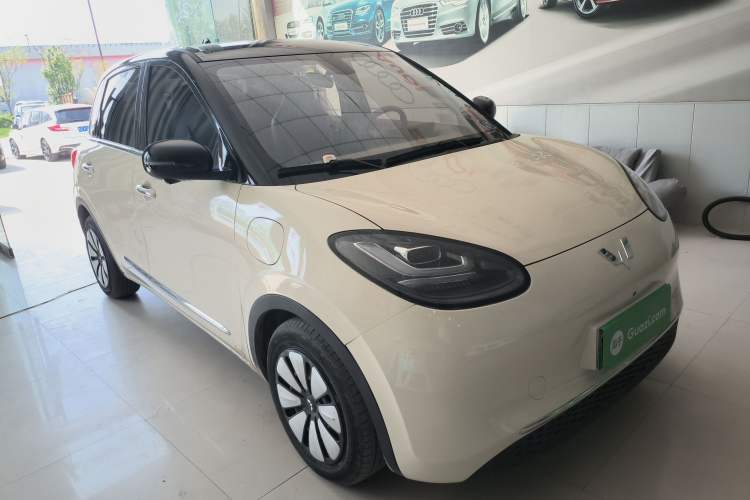 Used Wuling Bingo 2025 410 km Lingxi Deluxe Edition Front Right 45 Deg