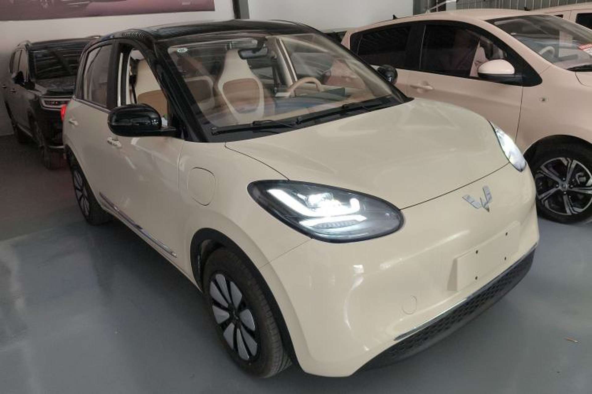 Used Wuling Bingo 2025 333 km Lingxi Connected Version Front Right 45 Deg