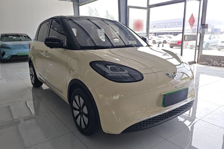 Used Wuling Bingo 2025 410 km Lingxi Deluxe Edition Front Right 45 Deg