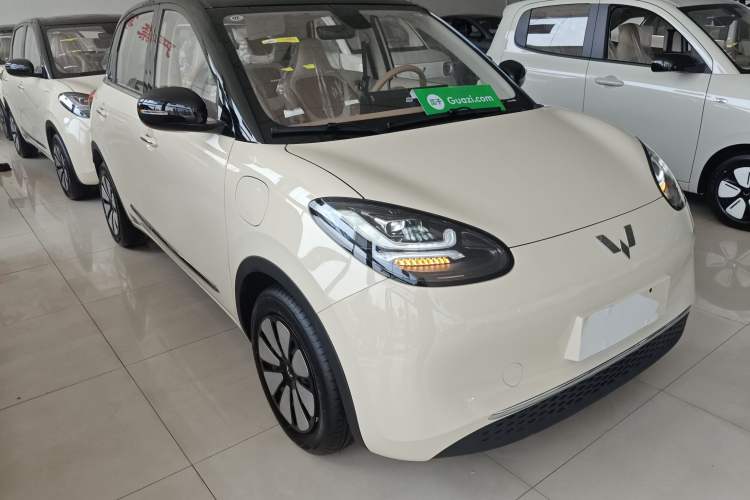 Used Wuling Bingo 2025 333 km Enjoyment Version Front Right 45 Deg