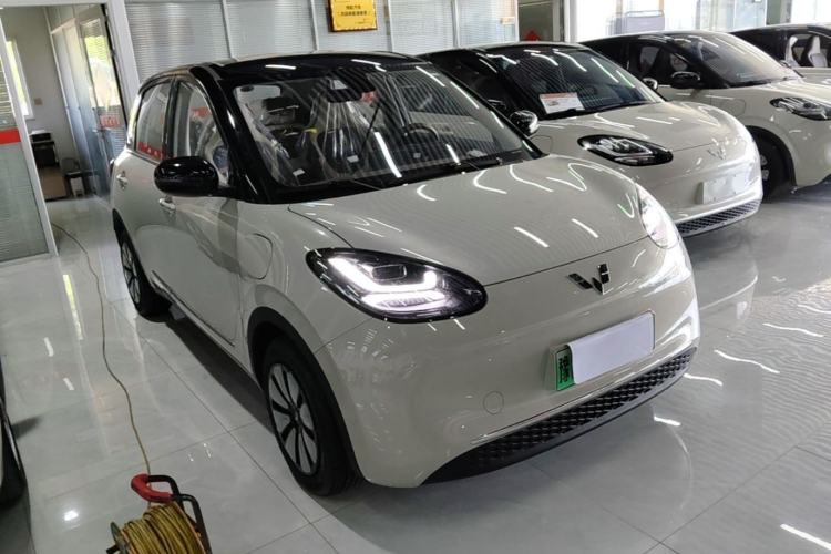 Used Wuling Bingo 2025 333 km Enjoyment Version Front Right 45 Deg