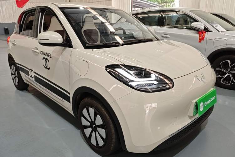 Used Wuling Bingo 2025 333 km Enjoyment Version Front Right 45 Deg