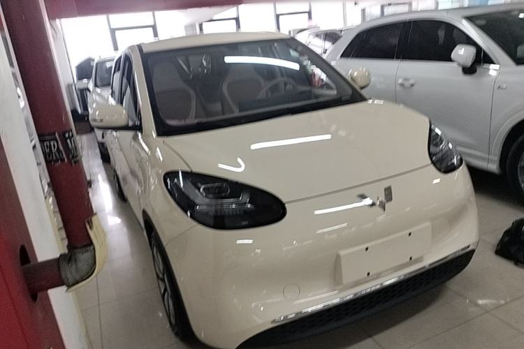 Used Wuling Bingo 2025 333 km Lingxi Connected Version Front Right 45 Deg