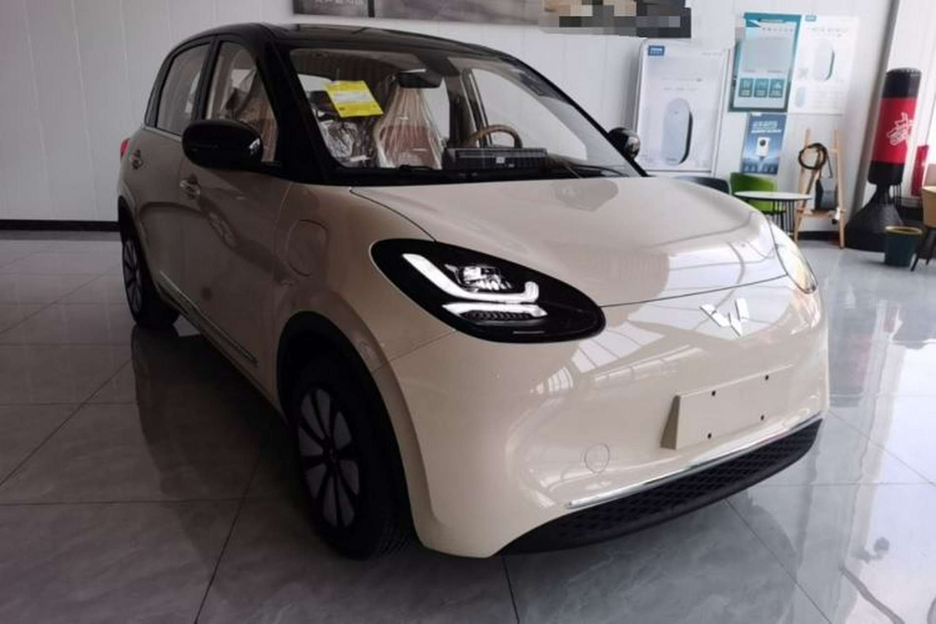 Used Wuling Bingo 2025 333 km Enjoyment Version Front Right 45 Deg