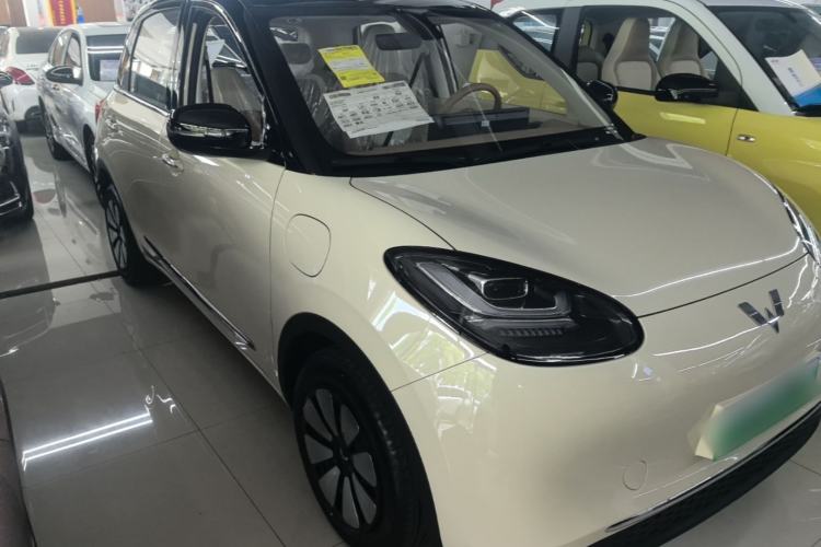 Used Wuling Bingo 2025 333 km Enjoyment Version Front Right 45 Deg