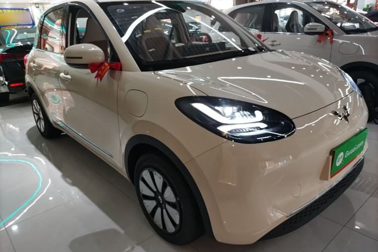 Used Wuling Bingo 2025 333 km Enjoyment Version Front Right 45 Deg