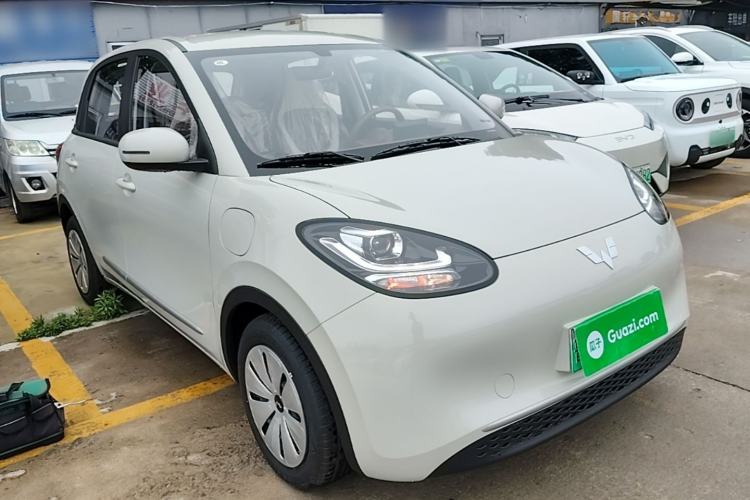 Used Wuling Bingo 2025 203km Light Edition Front Right 45 Deg