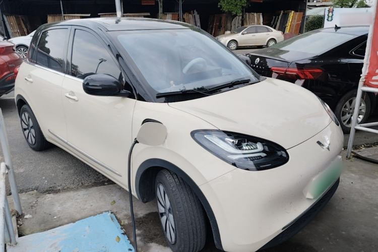 Used Wuling Bingo 2025 333 km Lingxi Connected Version Front Right 45 Deg